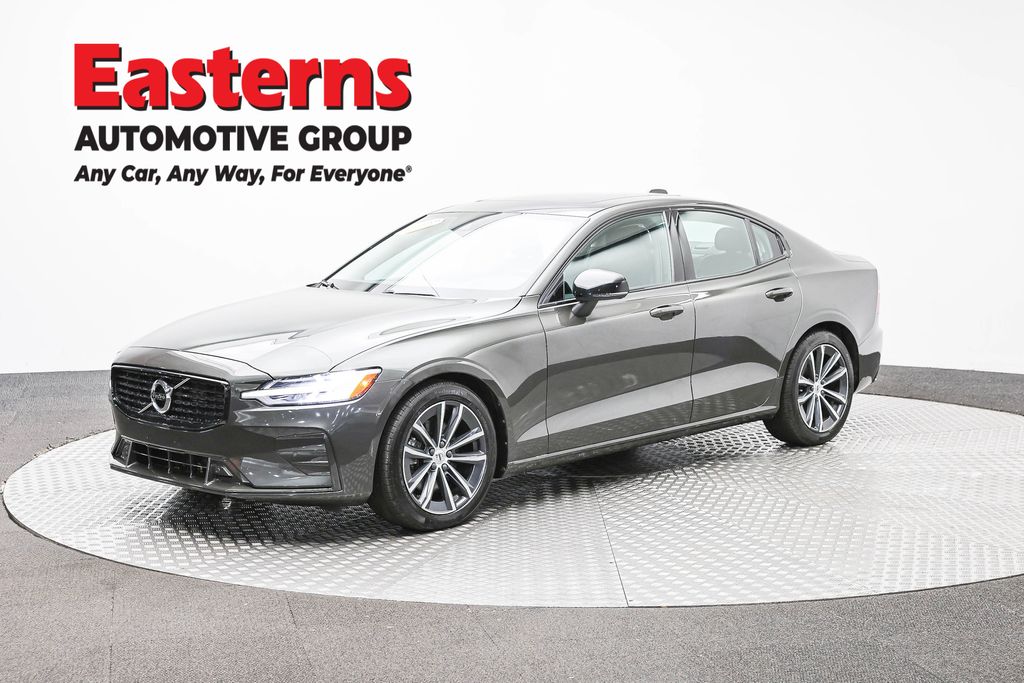 Gray 2022 Volvo S60 Sedan All-Wheel Drive Automatic