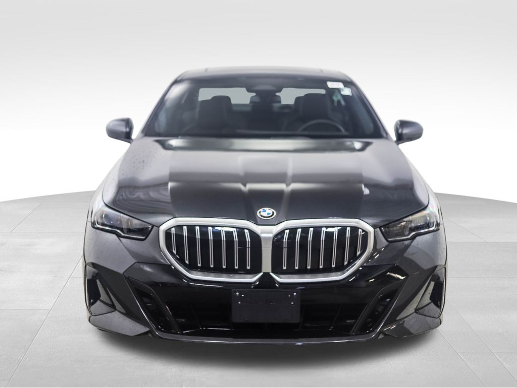 Thumbnail: 2026 BMW 5 Series - 8