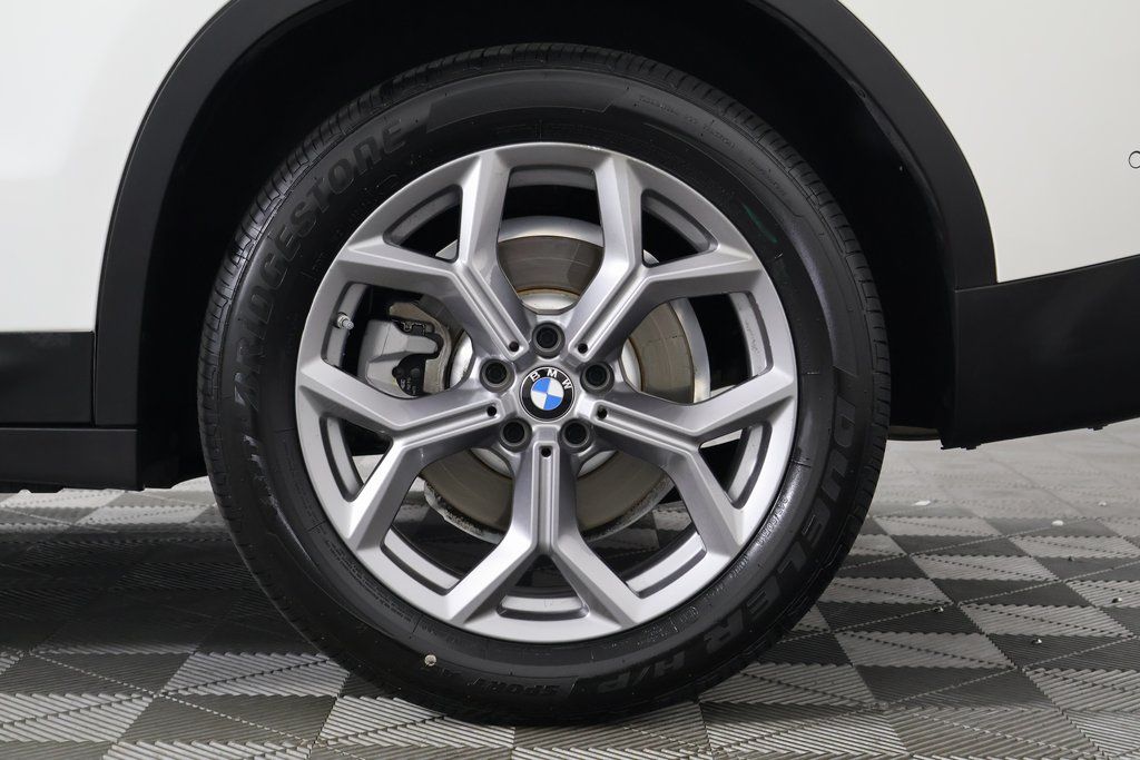 Thumbnail: 2023 BMW X3 - 16