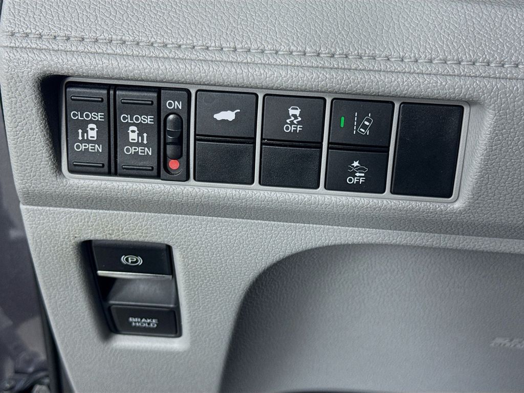 Used Car 2018 Honda Odyssey  Ex-l For Sale Under $25,000 In Austin, Texas