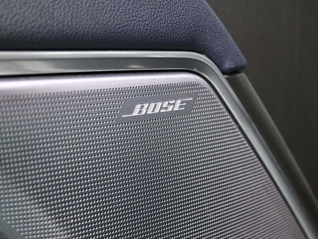 Used 2022 Iridescent Pearl Tricoat Chevrolet High Country image 20