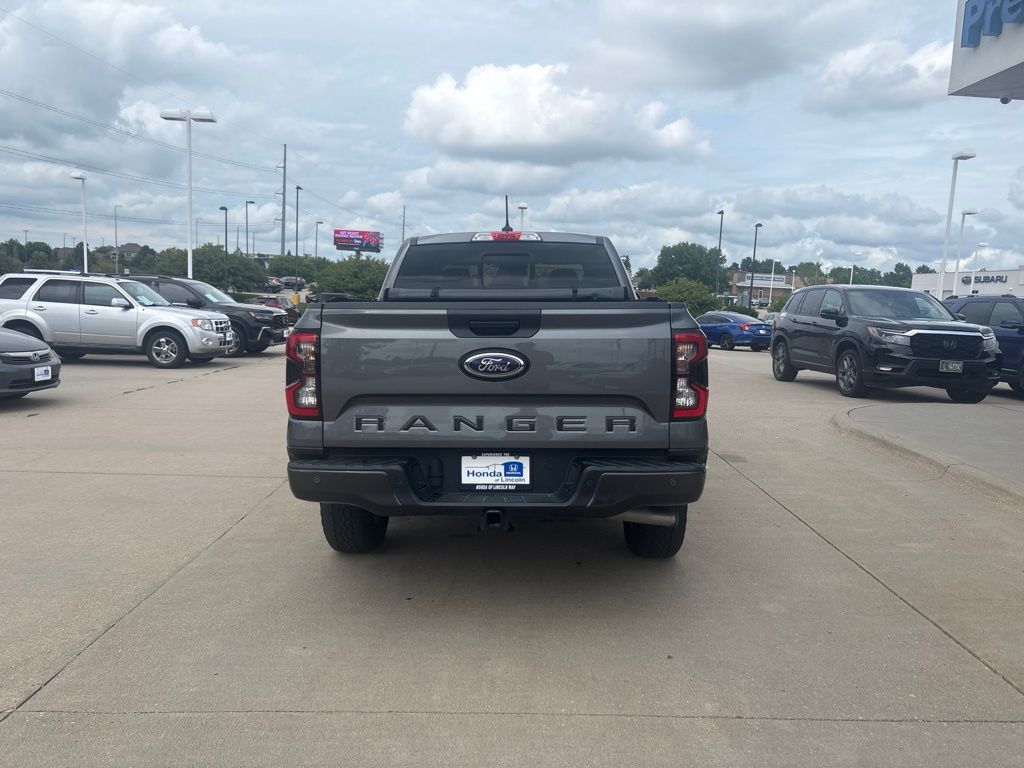 Used 2024 Gray Metallic Ford XLT image 6