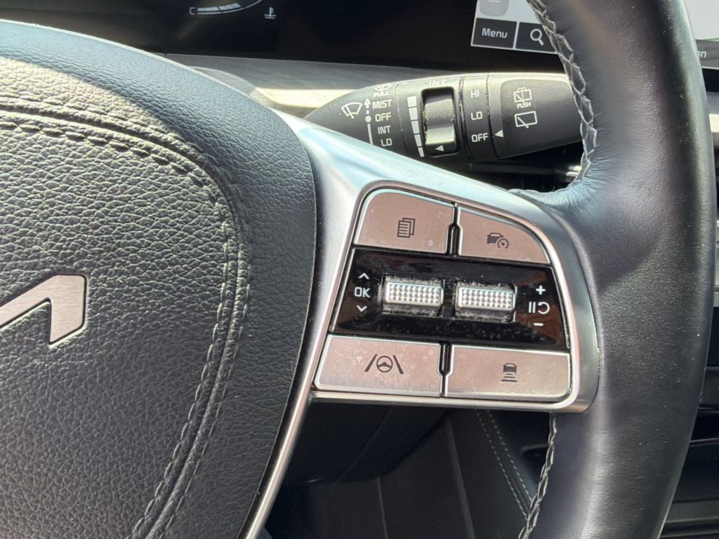 Used 2024 Gray Kia EX X-Line image 25