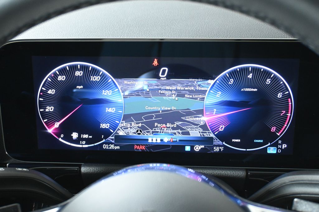 2025 Mercedes-Benz GLA 250 4MATIC 18