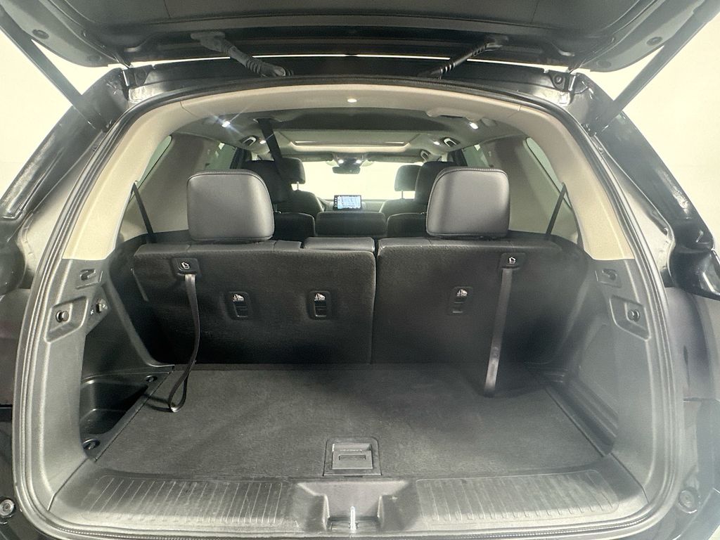 Used Car 2025 Honda Pilot  Touring For Sale Under $50,000 In Austin, Texas