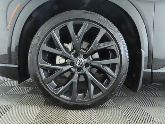 Thumbnail: 2025 Toyota Crown Signia - 30