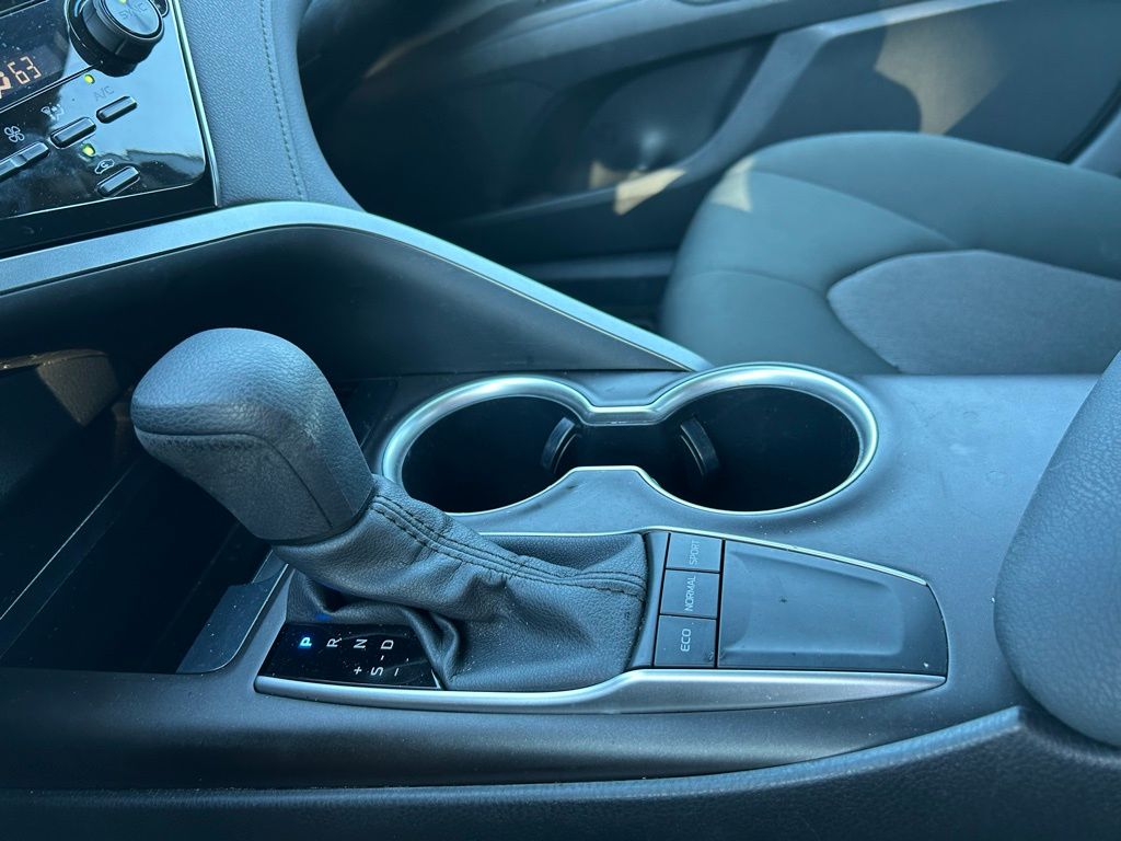Thumbnail: 2023 Toyota Camry - 21