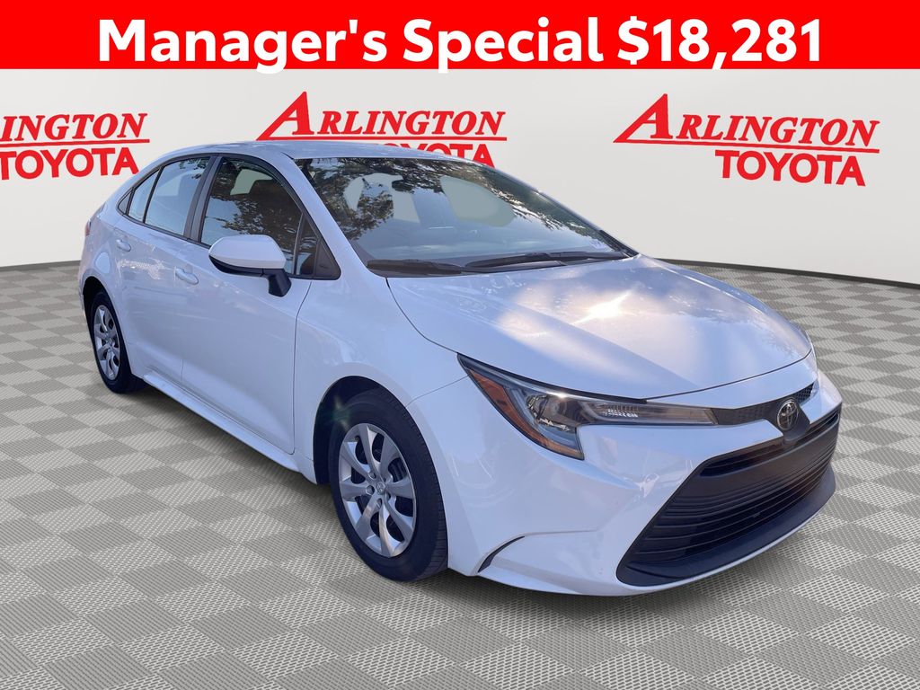 2025 Toyota Corolla LE