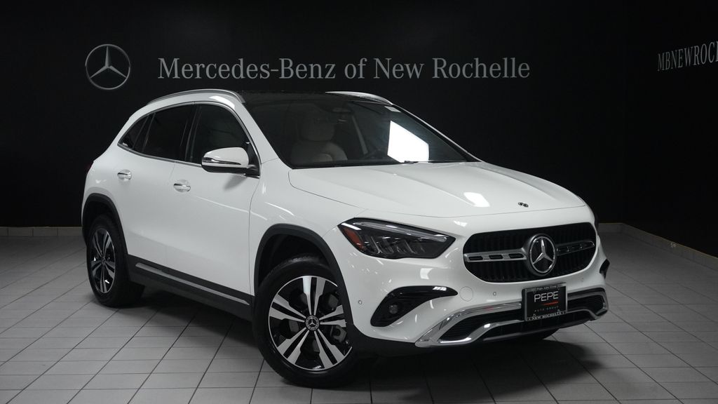 Polar White 2026 Mercedes-Benz GLA SUV / Crossover All-Wheel Drive 8-Speed Dual Clutch