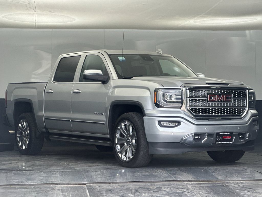 2018 GMC Sierra 1500 Denali Crew Cab 4WD