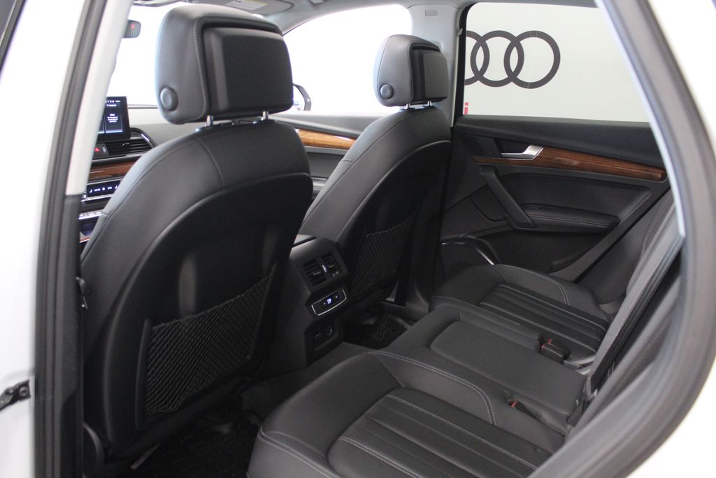 Thumbnail: 2022 Audi Q5 - 28