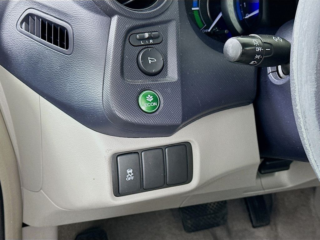 Thumbnail: 2010 Honda Insight - 10