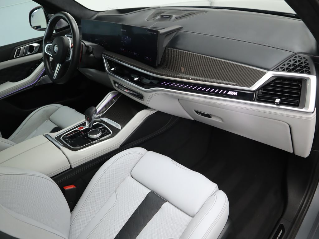 Thumbnail: 2024 BMW X5 - 18