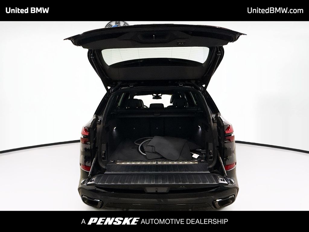 Thumbnail: 2024 BMW X5 - 14