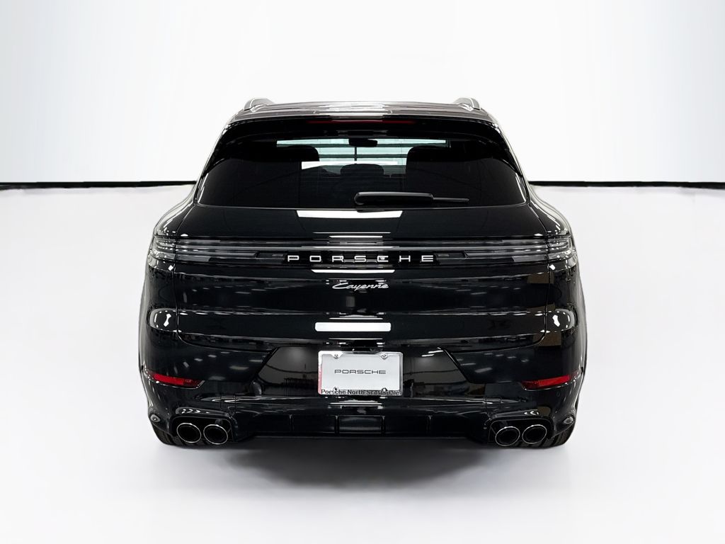 Thumbnail: 2026 Porsche Cayenne - 6