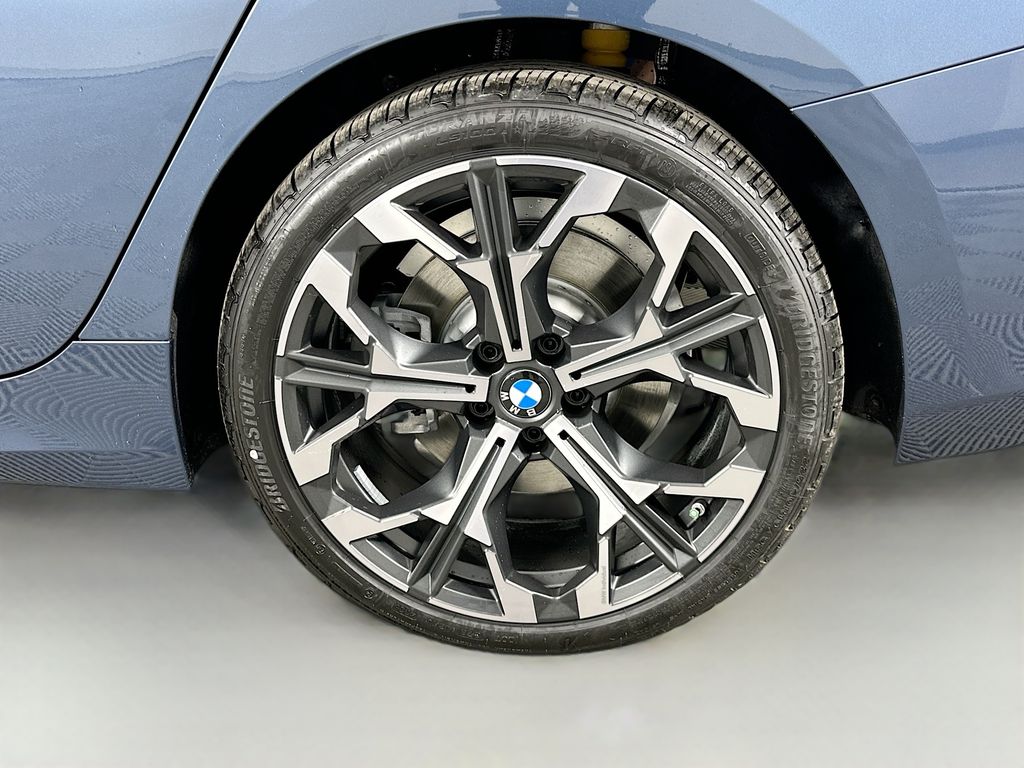Thumbnail: 2026 BMW 3 Series - 23