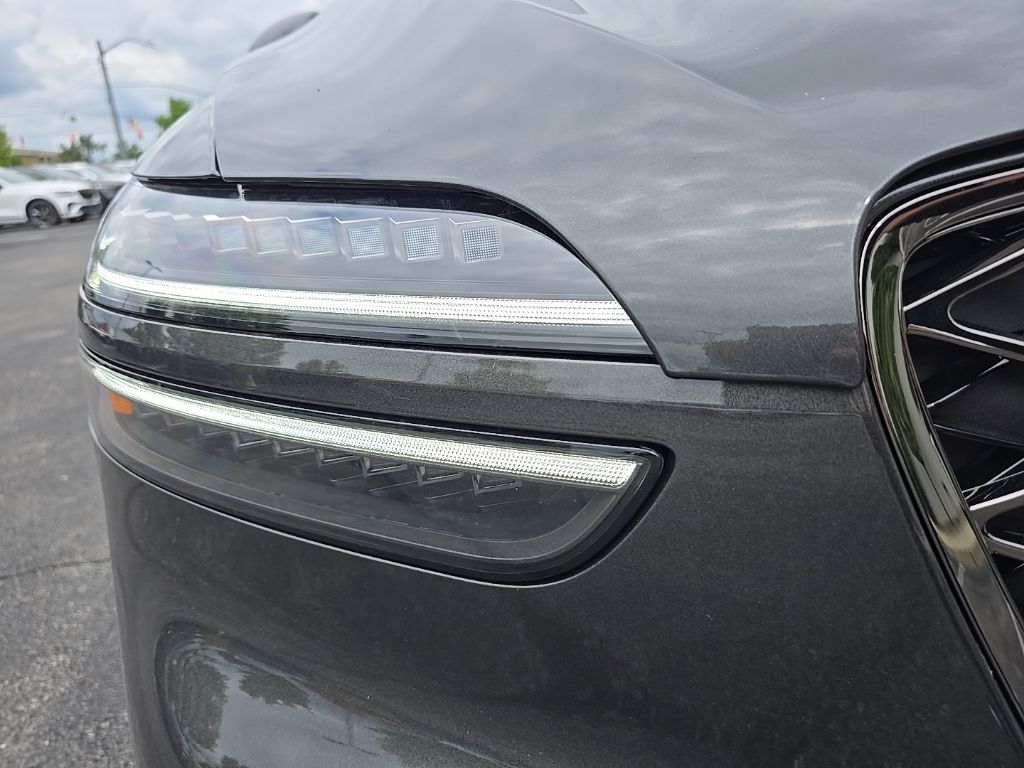 Thumbnail: 2026 Genesis GV70 - 12