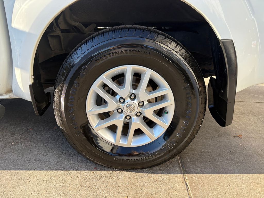 2016 Nissan Frontier SV