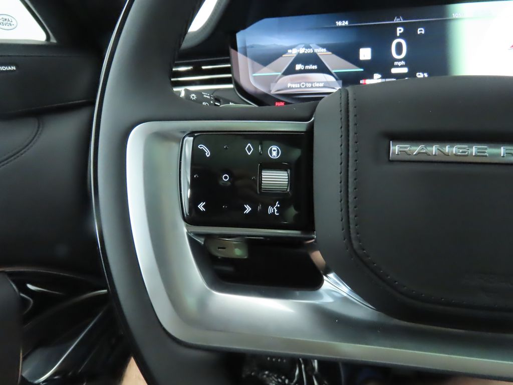 Thumbnail: 2025 Land Rover Range Rover - 11
