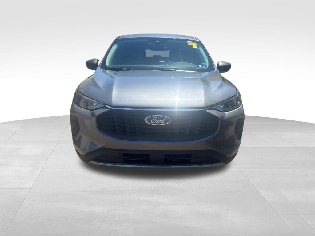 Used 2024 Gray Ford Active image 2