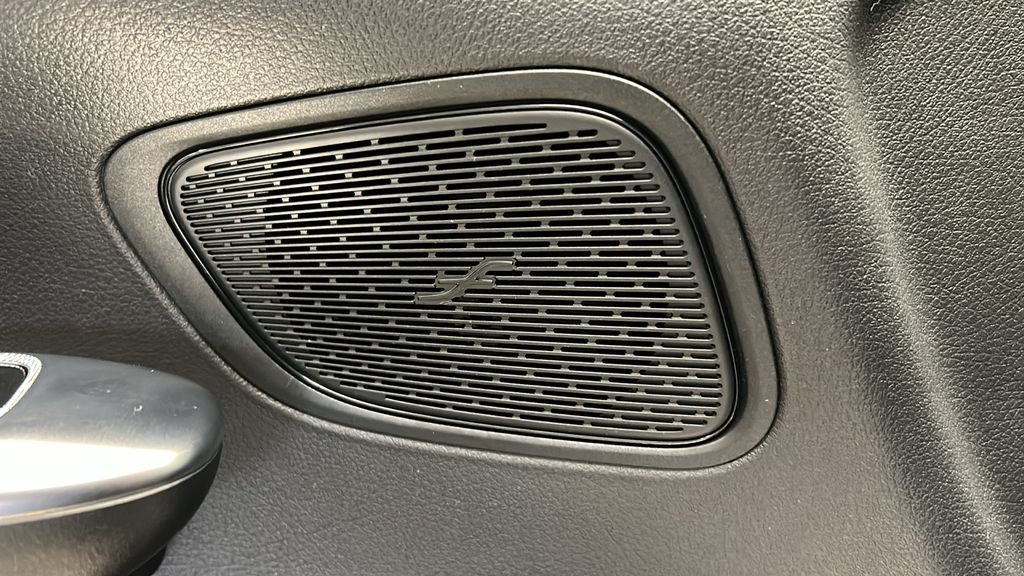 2025 Mercedes-Benz GLC 300 22
