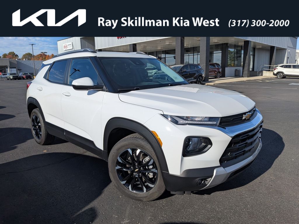 2023 Chevrolet TrailBlazer LT's photo