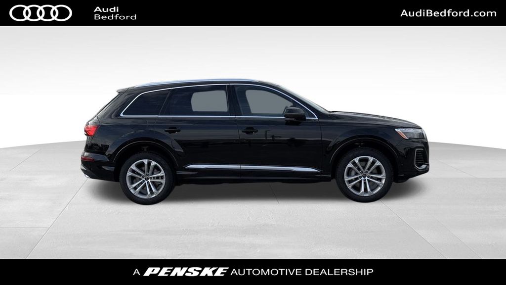 2025 Audi Q7  7