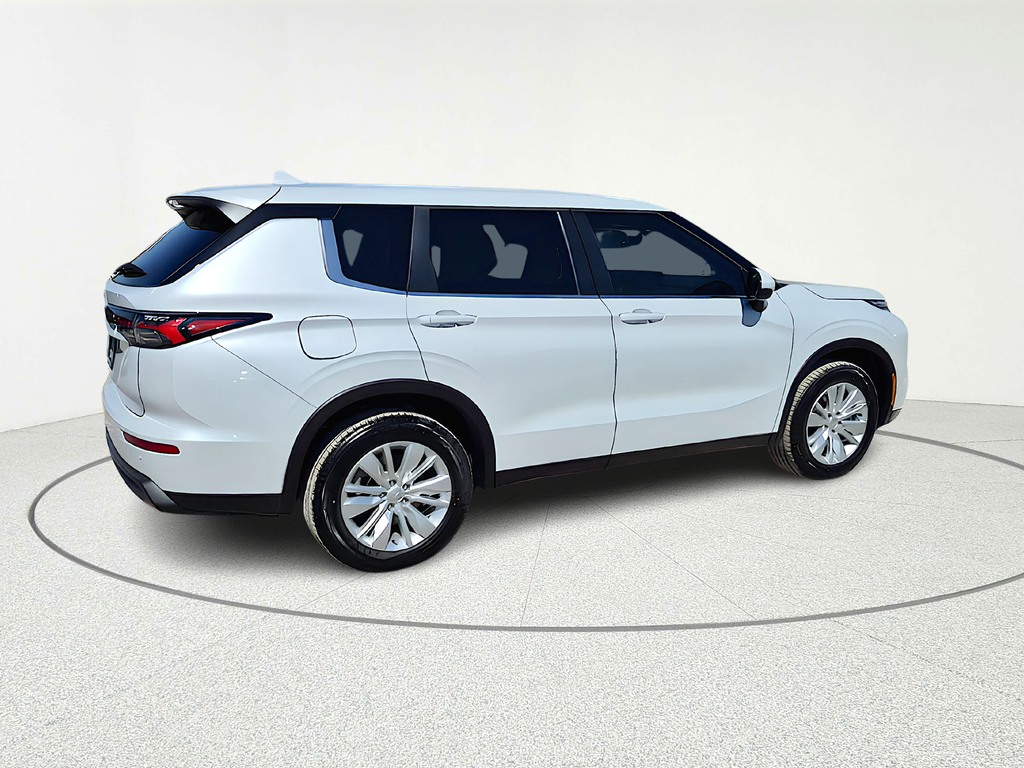 2026 Mitsubishi Outlander ES White at Big Star Chrysler Jeep Dodge Ram 