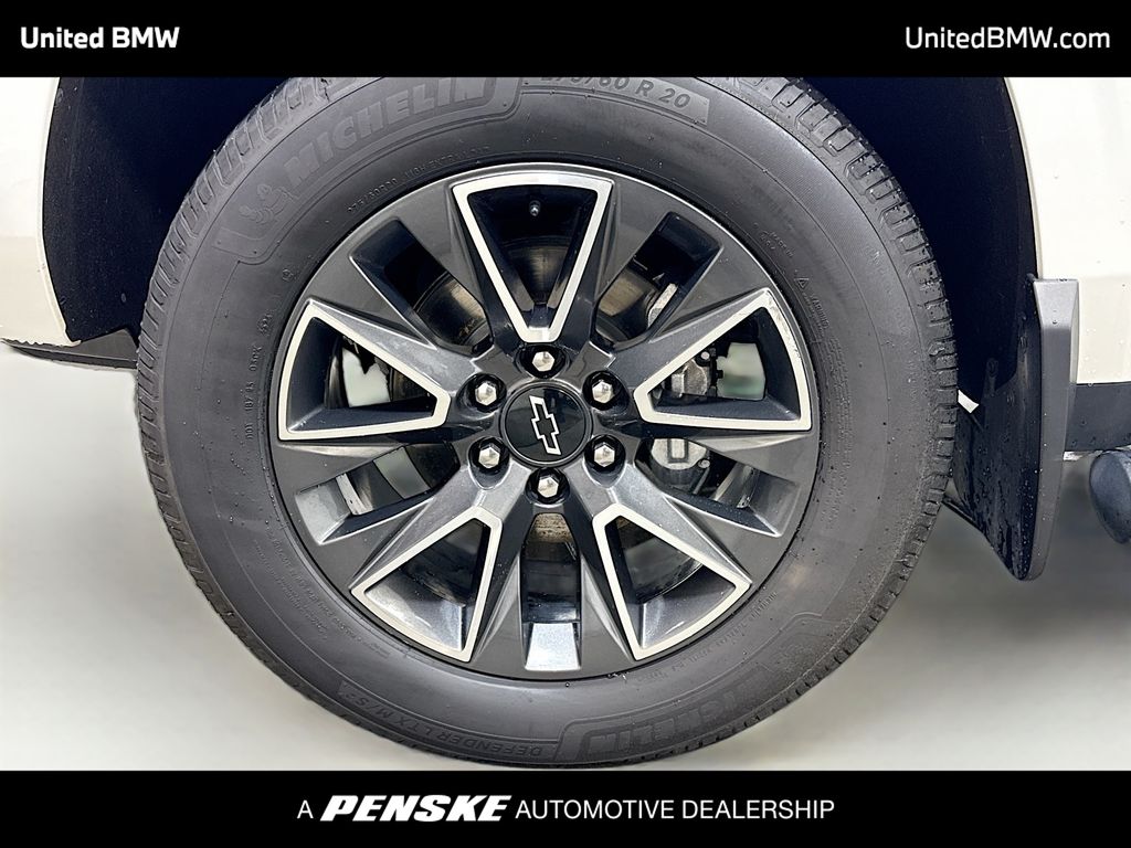 Thumbnail: 2022 Chevrolet Tahoe - 2