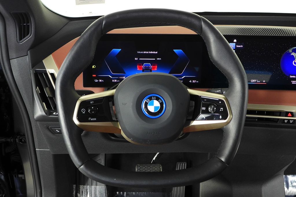 Thumbnail: 2023 BMW iX - 25