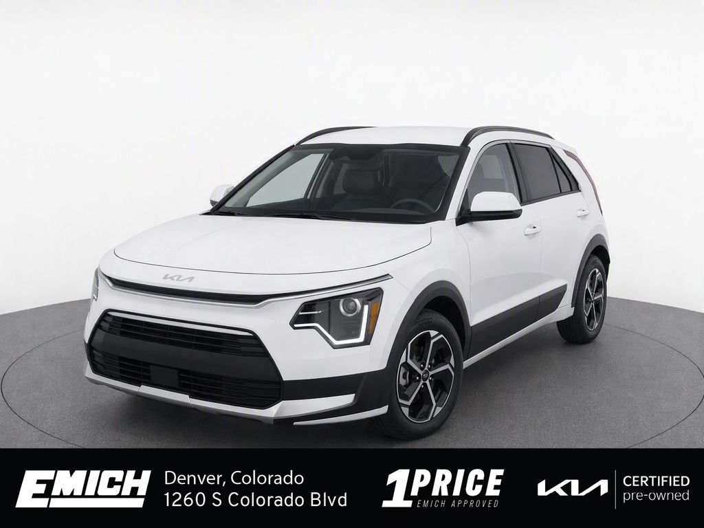 Snow White Pearl 2025 Kia Niro SUV / Crossover Front-Wheel Drive 6-Speed Dual Clutch