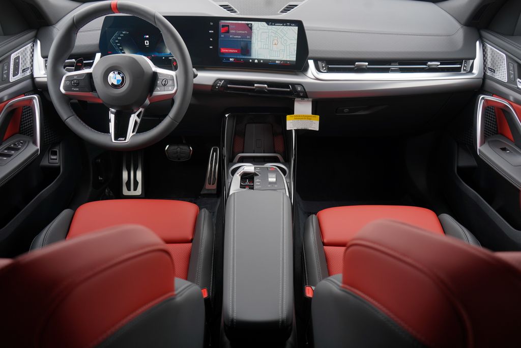 2025 BMW X2 M35i 12