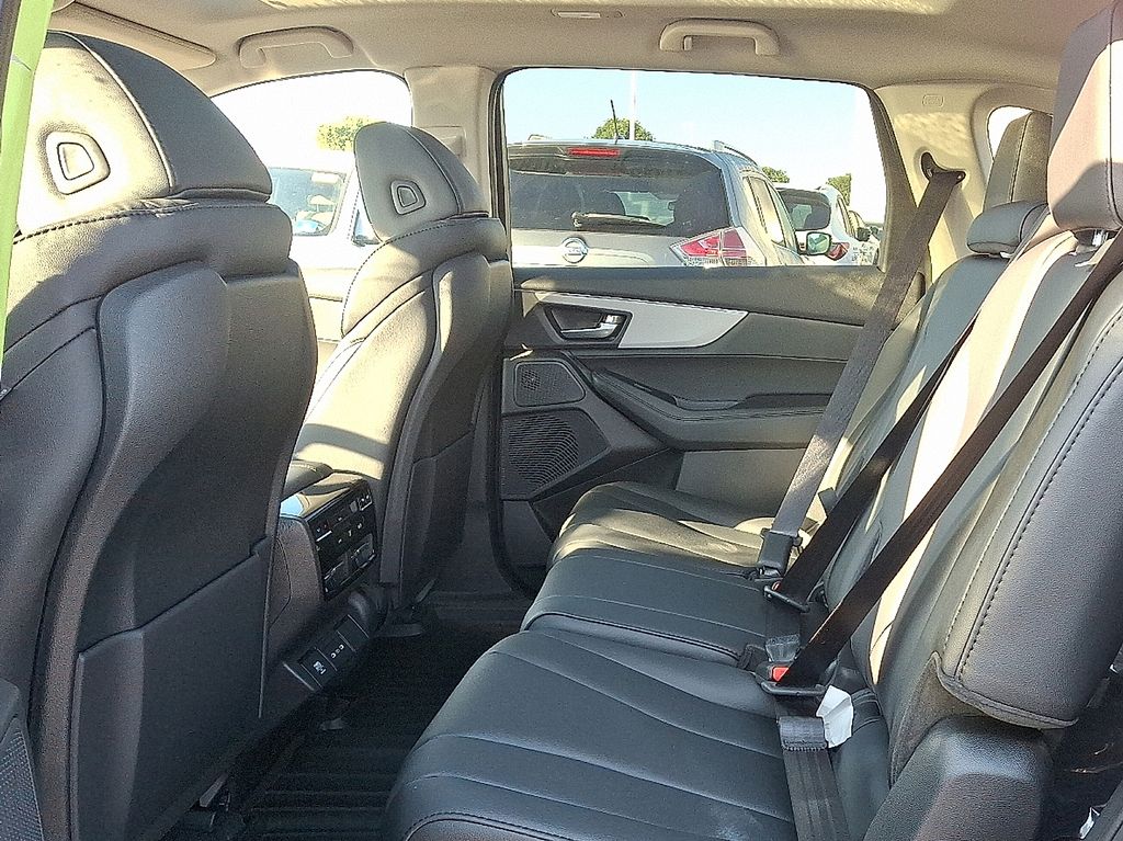 Thumbnail: 2026 Acura MDX - 8