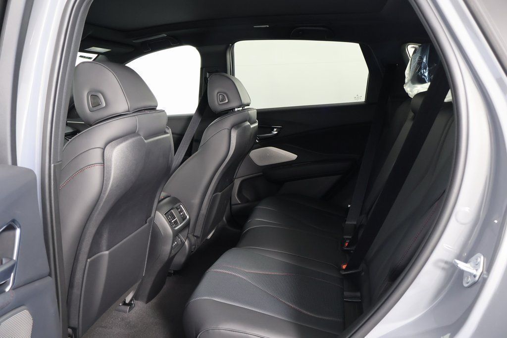 Thumbnail: 2026 Acura RDX - 6