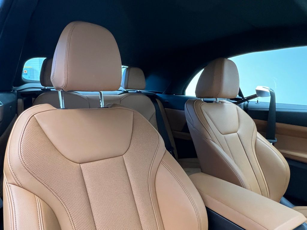 Thumbnail: 2025 BMW 4 Series - 11