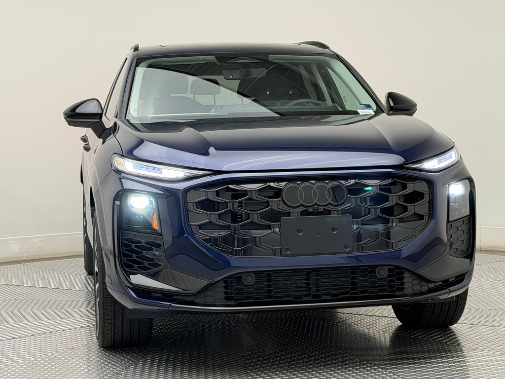 Thumbnail: 2026 Audi Q3 - 4