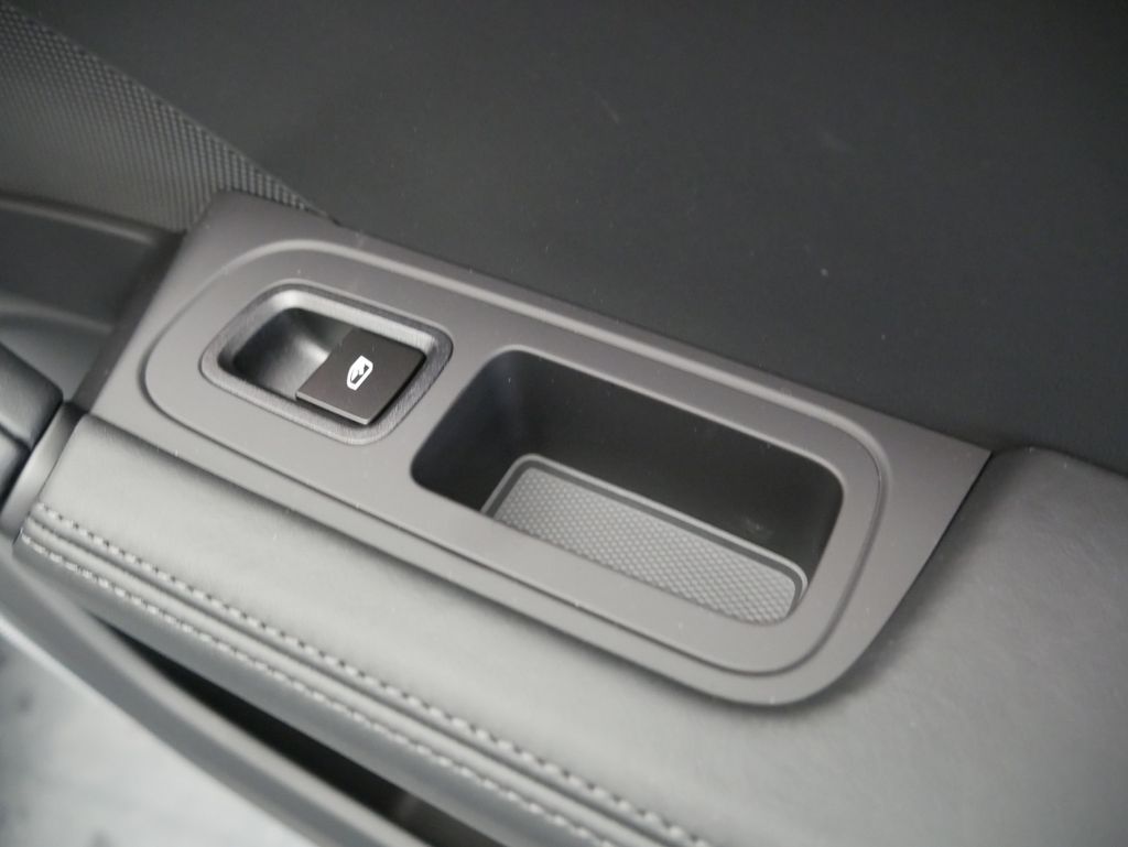 Thumbnail: 2026 Porsche  - 28