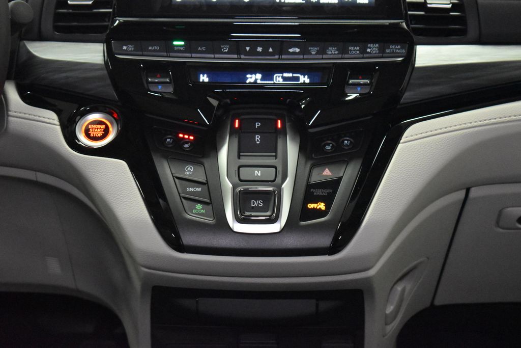 Thumbnail: 2026 Honda Odyssey - 12