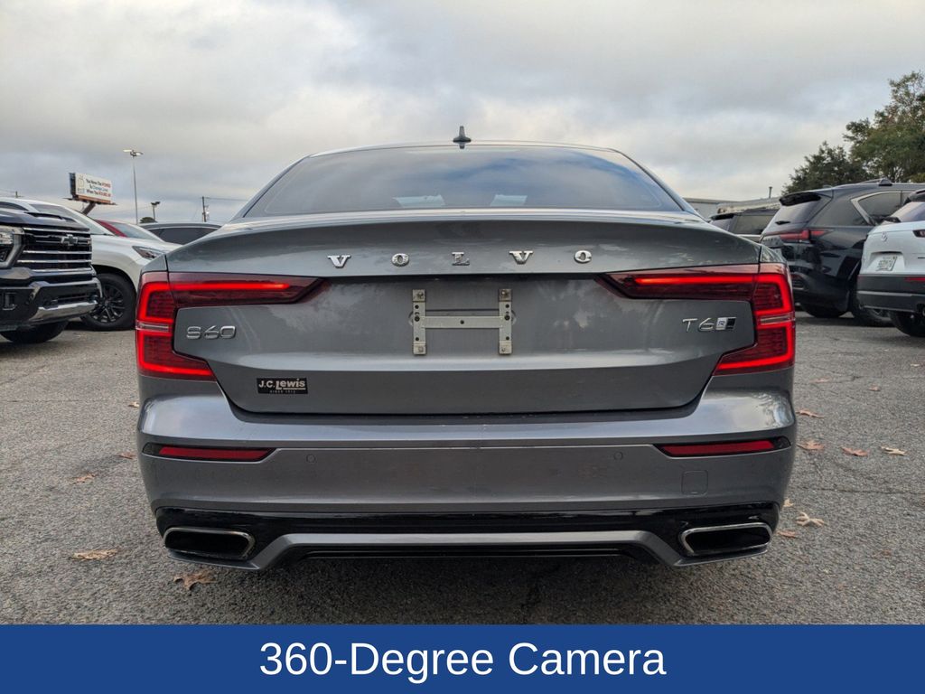 2019 Volvo S60 T6 R-Design