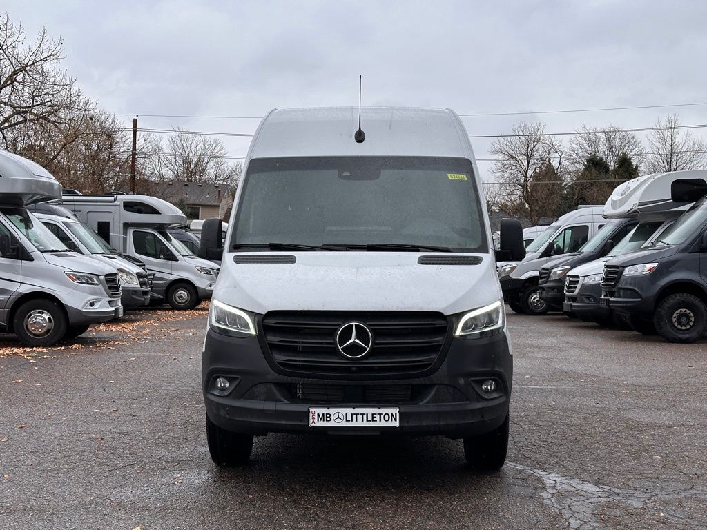 2024 Mercedes-Benz Sprinter 2500 Cargo 144 WB 6