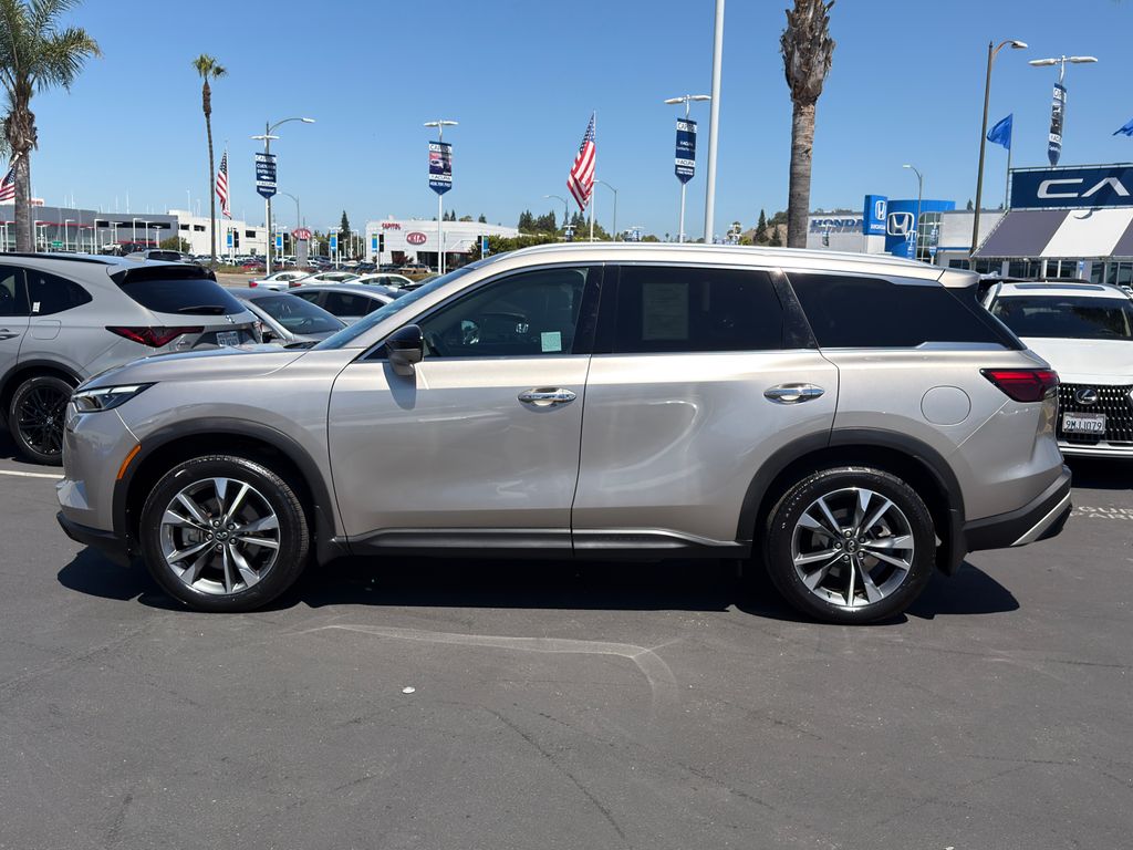 Thumbnail: 2023 INFINITI QX60 - 6