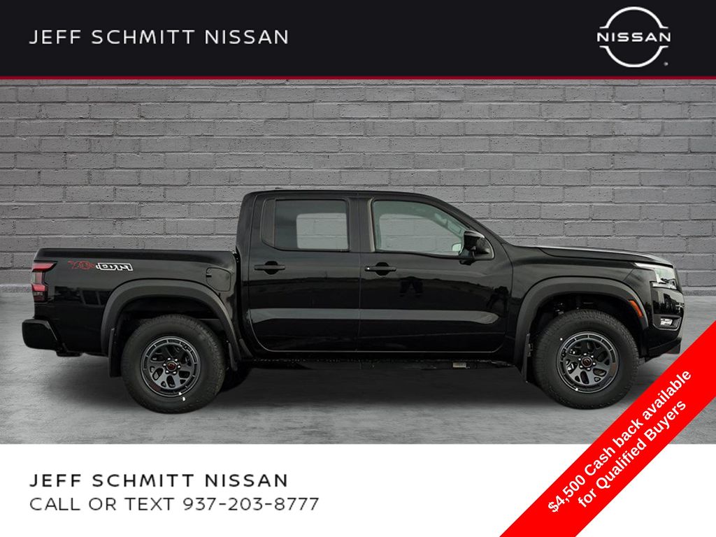 2026 Nissan Frontier Negro (Super Black) Camioneta Todo terreno 9 velocidades Automática marcha alta