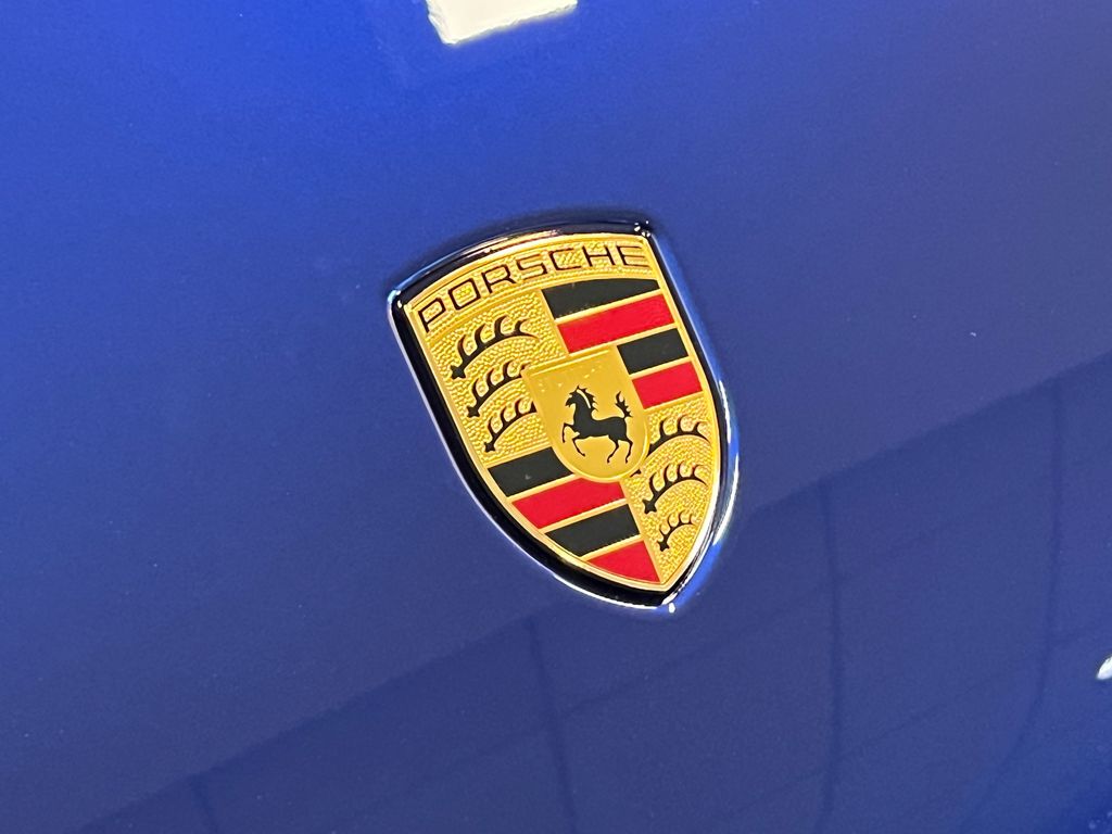 Thumbnail: 2026 Porsche Macan - 13