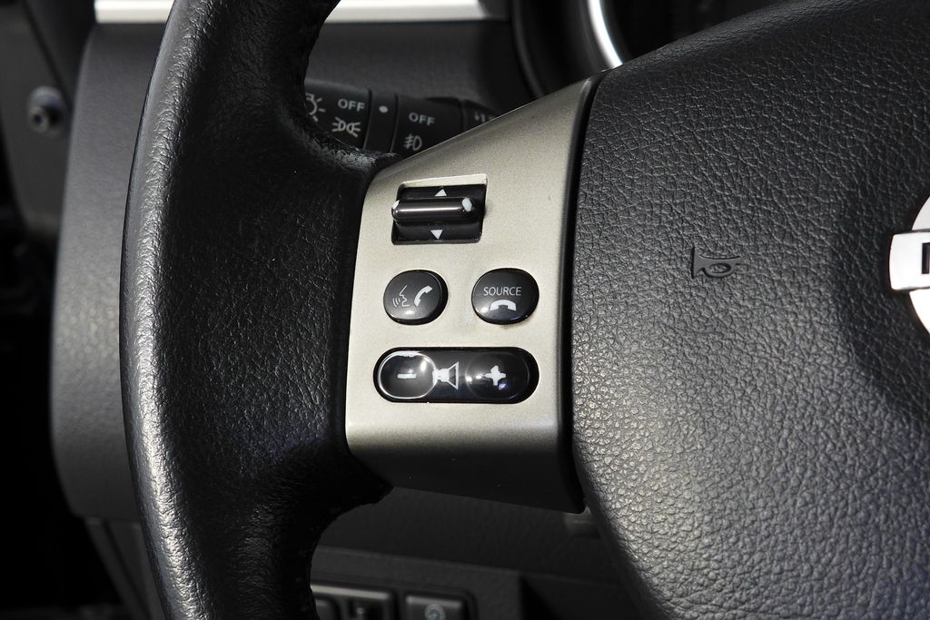 Thumbnail: 2012 Nissan Versa - 28