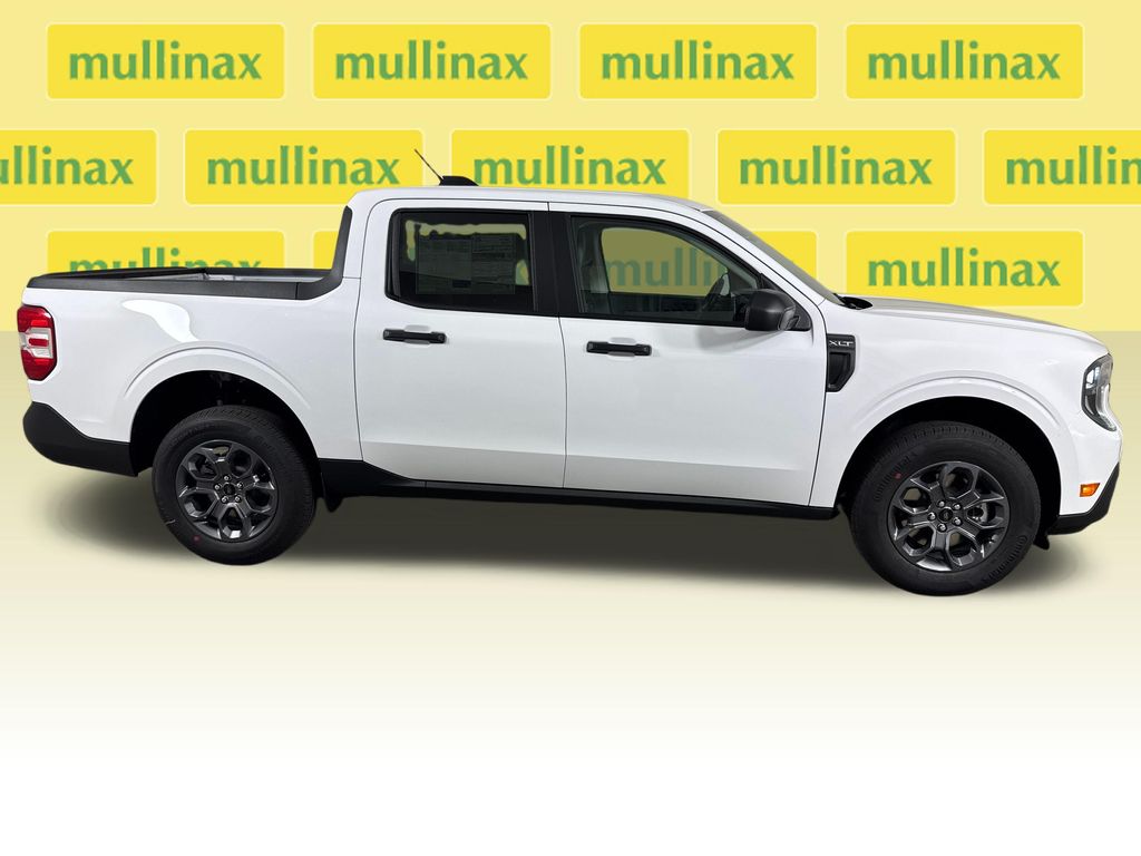 New 2026 White Ford XLT image 17