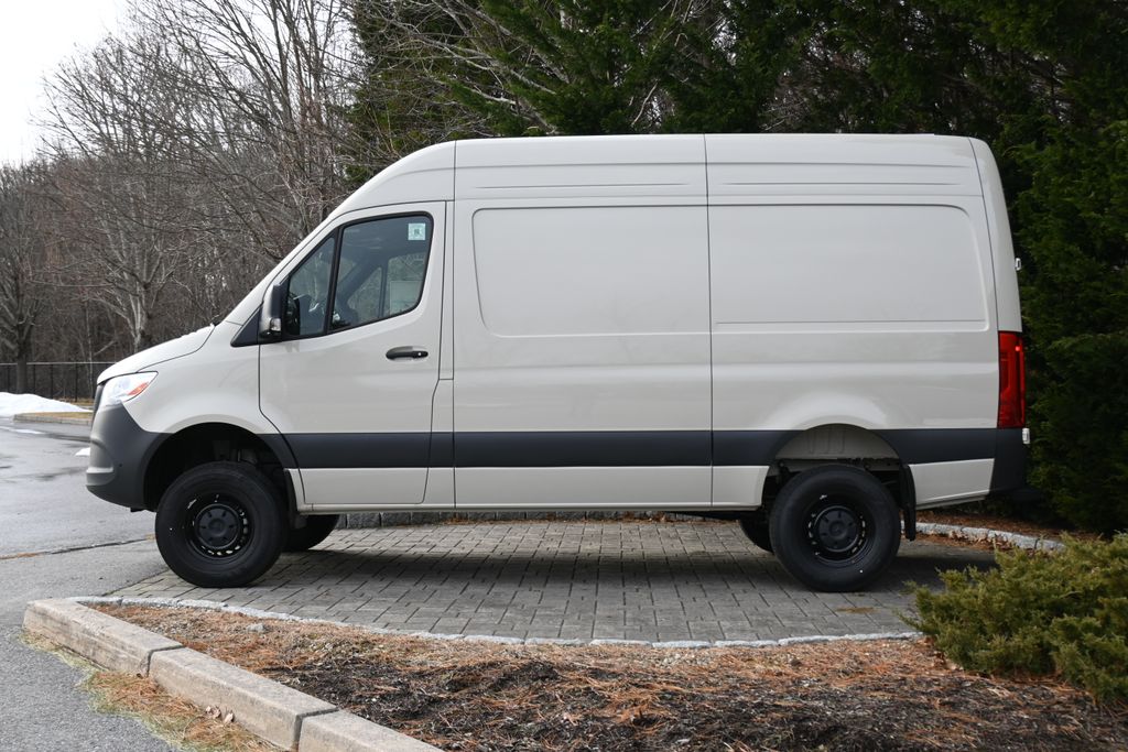 Thumbnail: 2026 Mercedes-Benz Sprinter - 2