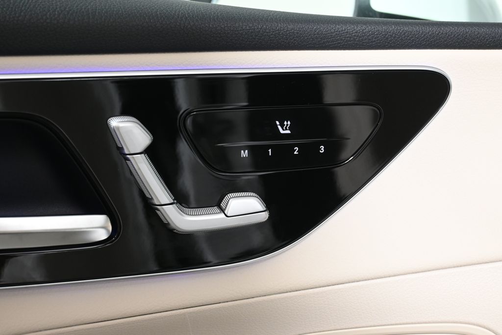 Thumbnail: 2026 Mercedes-Benz GLC - 24