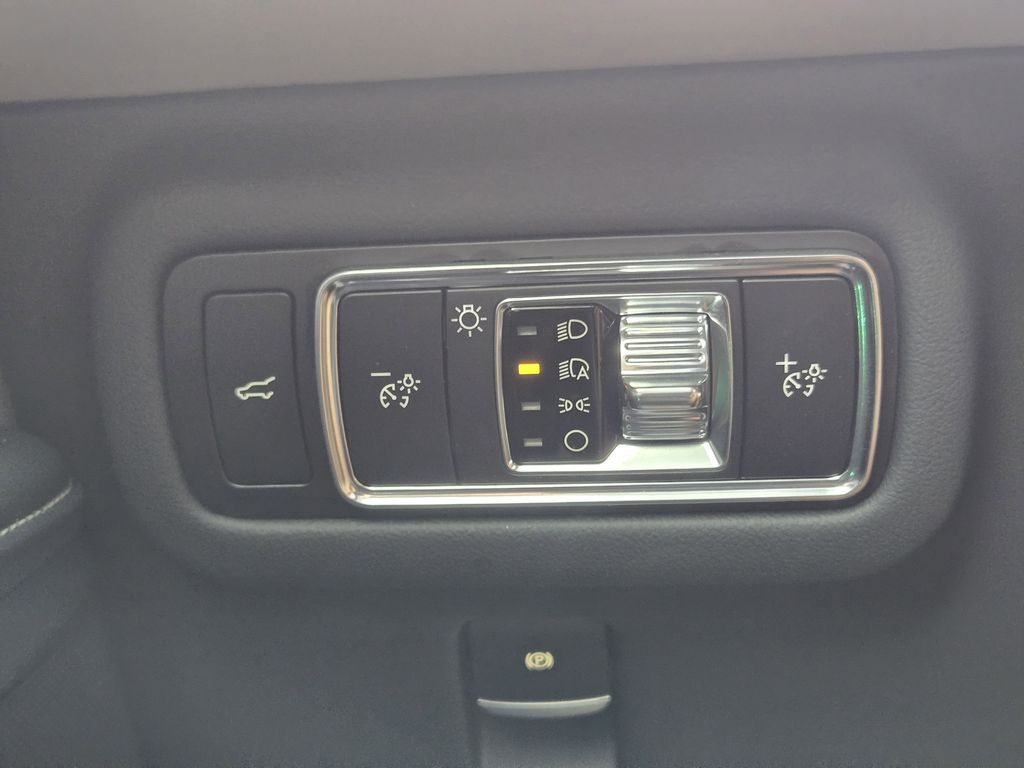 used 2024 Lincoln Nautilus car, priced at $47,494