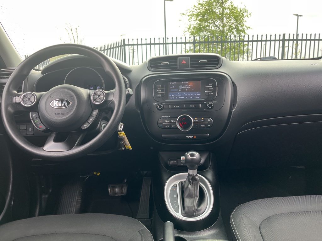 Thumbnail: 2017 Kia Soul - 14