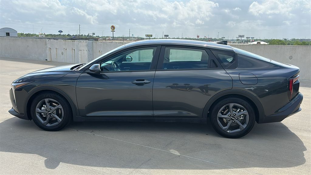 2025 Kia K4 LXS - 8